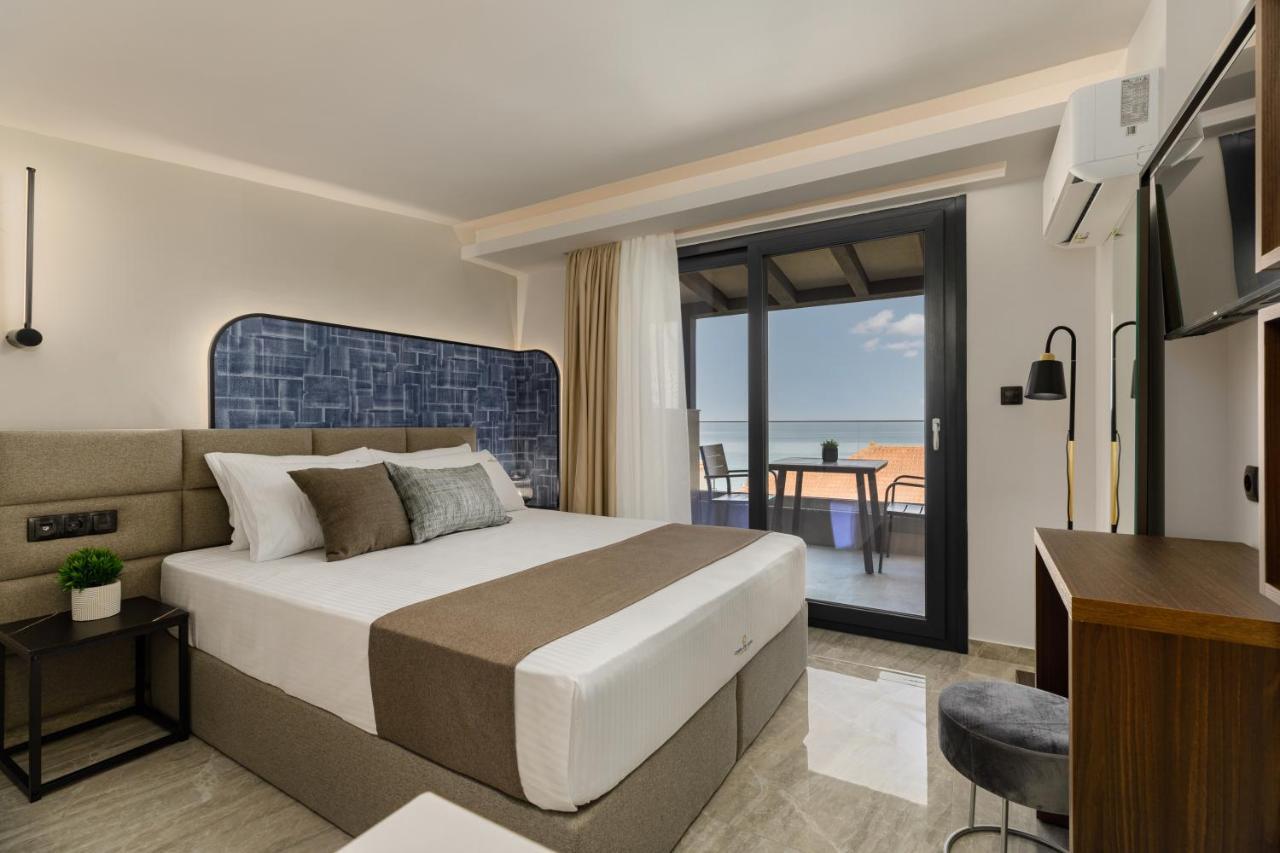 Costa De Luxe Suites 렙토카리아 객실 사진