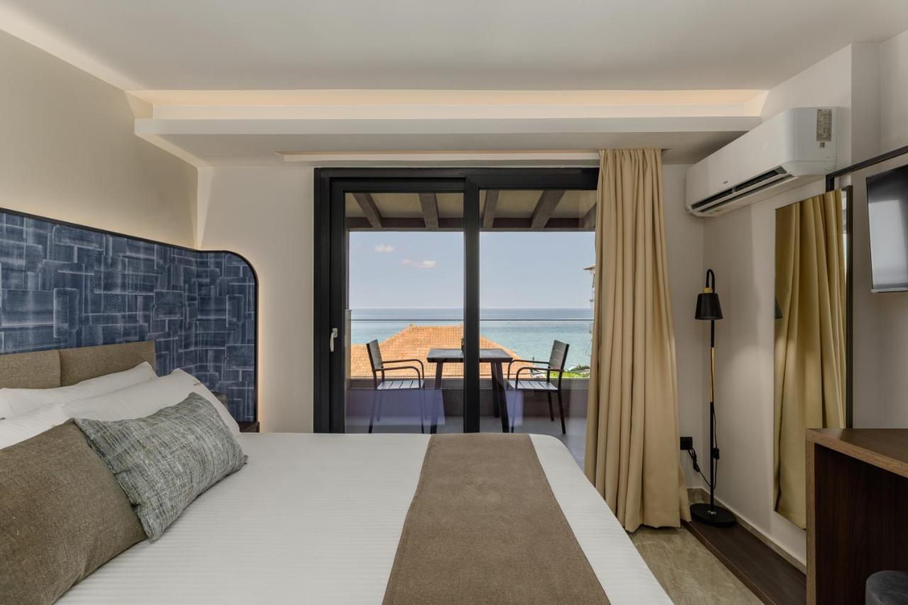 Costa De Luxe Suites 렙토카리아 외부 사진